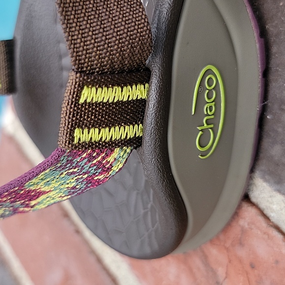 Chaco | Strappy Hiking Sandals W/Toe Loop - Picture 8 of 12